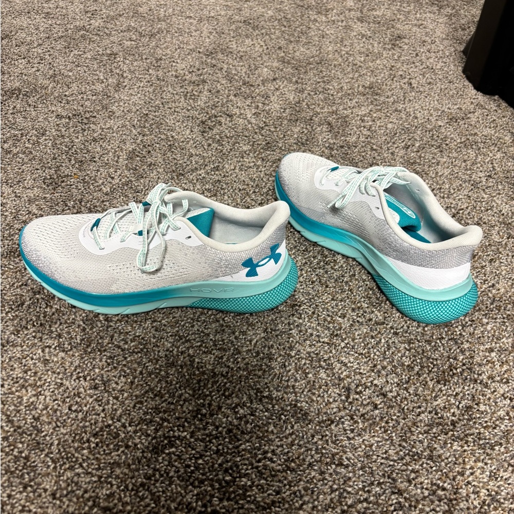 Under Armour Hovr Women's shoes